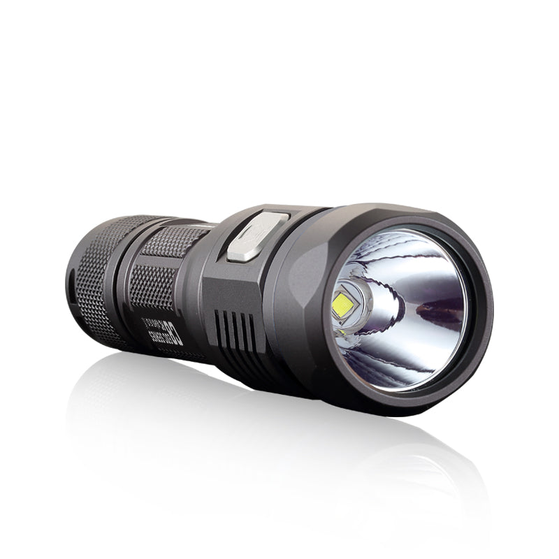 Jetbeam C8 PRO Outdoor Flashlight-2